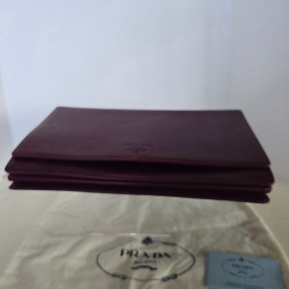 Vintage Prada Purple Leather Flap Shoulder Bag w/ Dustbag and Authenticity cards - Picture 10 of 16